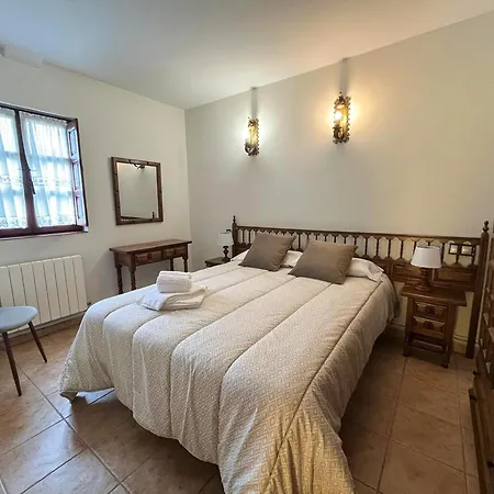 Santillana - Mijares 3000 Apartmán *