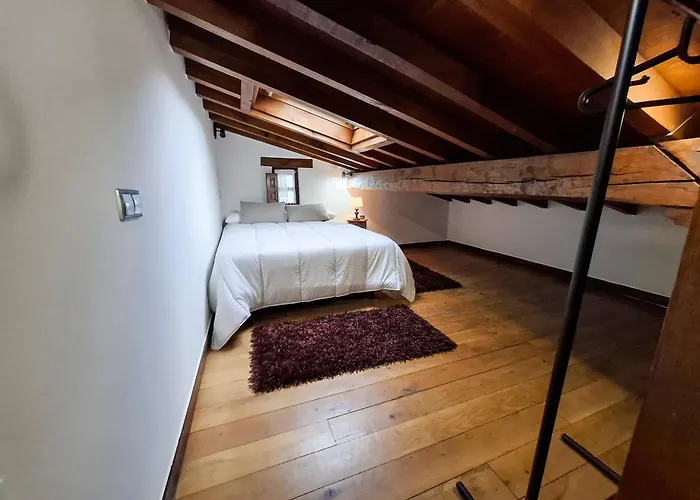 Santillana - Mijares 3000 Apartment