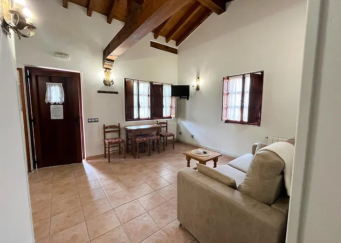 Santillana - Mijares 3000 Apartment *