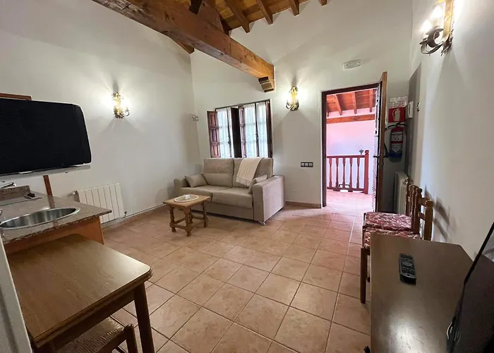 Apartment Santillana - Mijares 3000 *