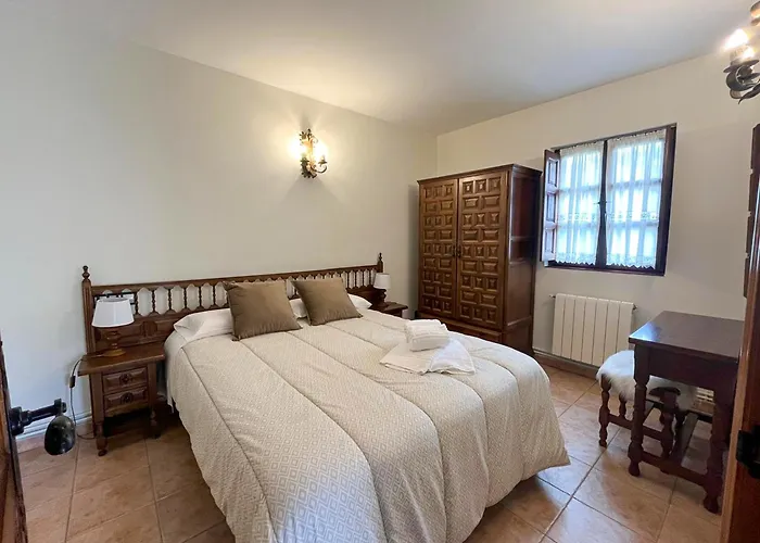 Apartment Santillana - Mijares 3000