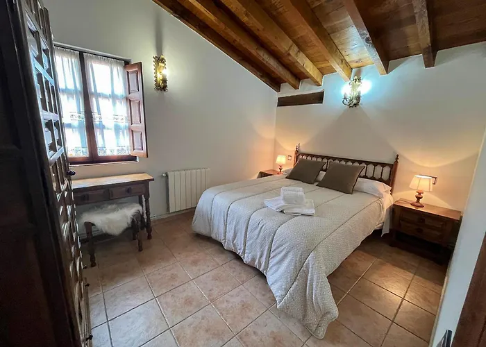 Santillana - Mijares 3000 Apartment *